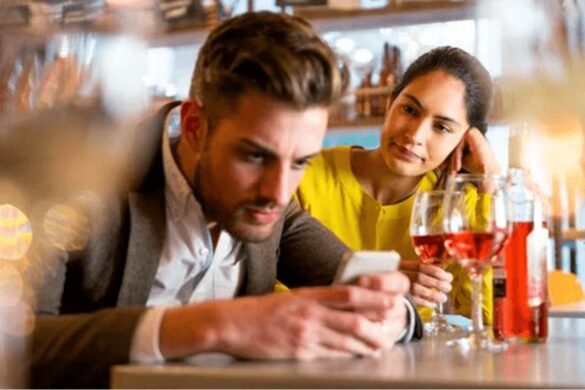 10 Signs Your Husband Hates You