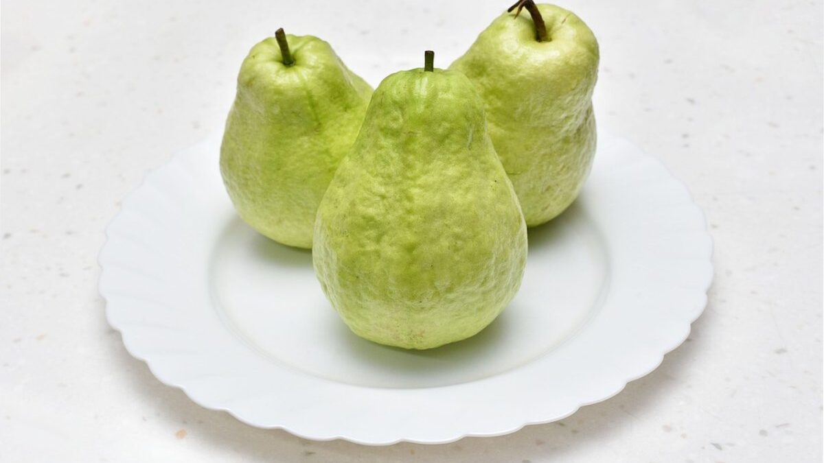 Wellhealthorganic.Com:5-Amazing-Health-Benefits-Of-Guava